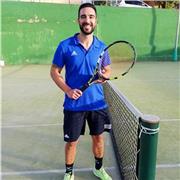 soy José Manuel profesor de tenis a nivel nacional. Con una experiencia de mas de 10 años, imparto clases de tenis desde nivel iniciación a nivel competición. Padel nivel iniciación y avanzado. Clases dinámicas, para cualquier edad